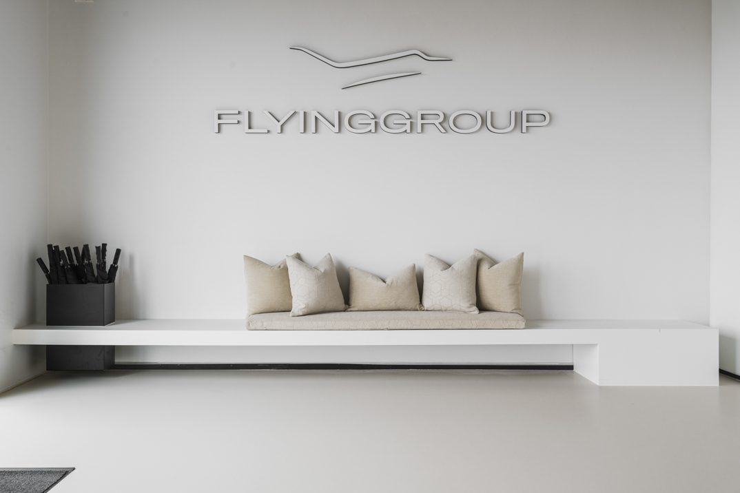 Flying-group-photo-9