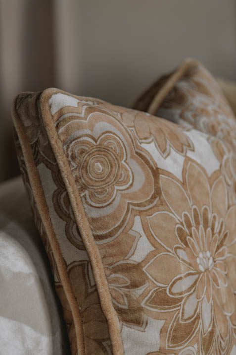 Cushion Flat Border 3