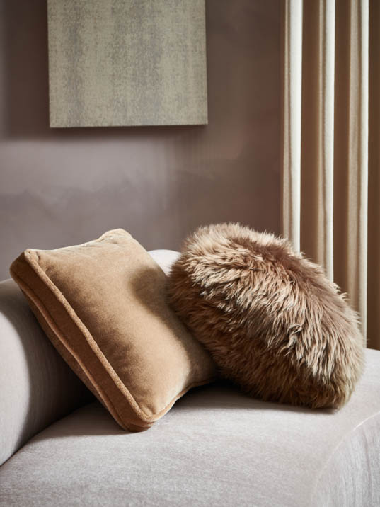 Cushion Flat Border 4