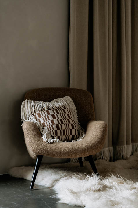 Cushion Dreadlocks 1
