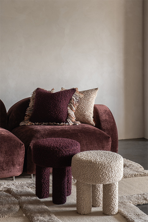 the Bahamian sofa 2